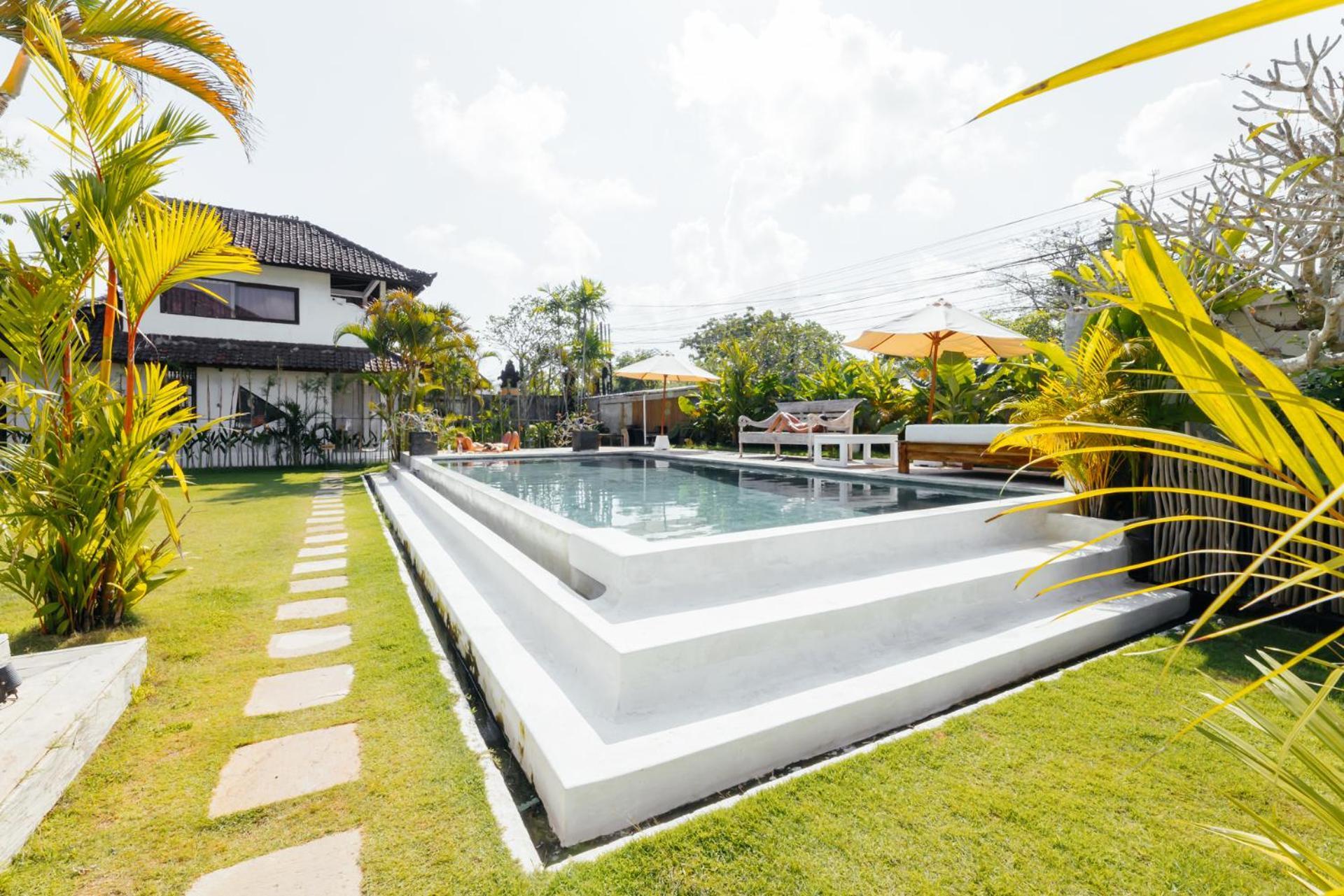 Hola Villas & Lofts Uluwatu Exterior photo