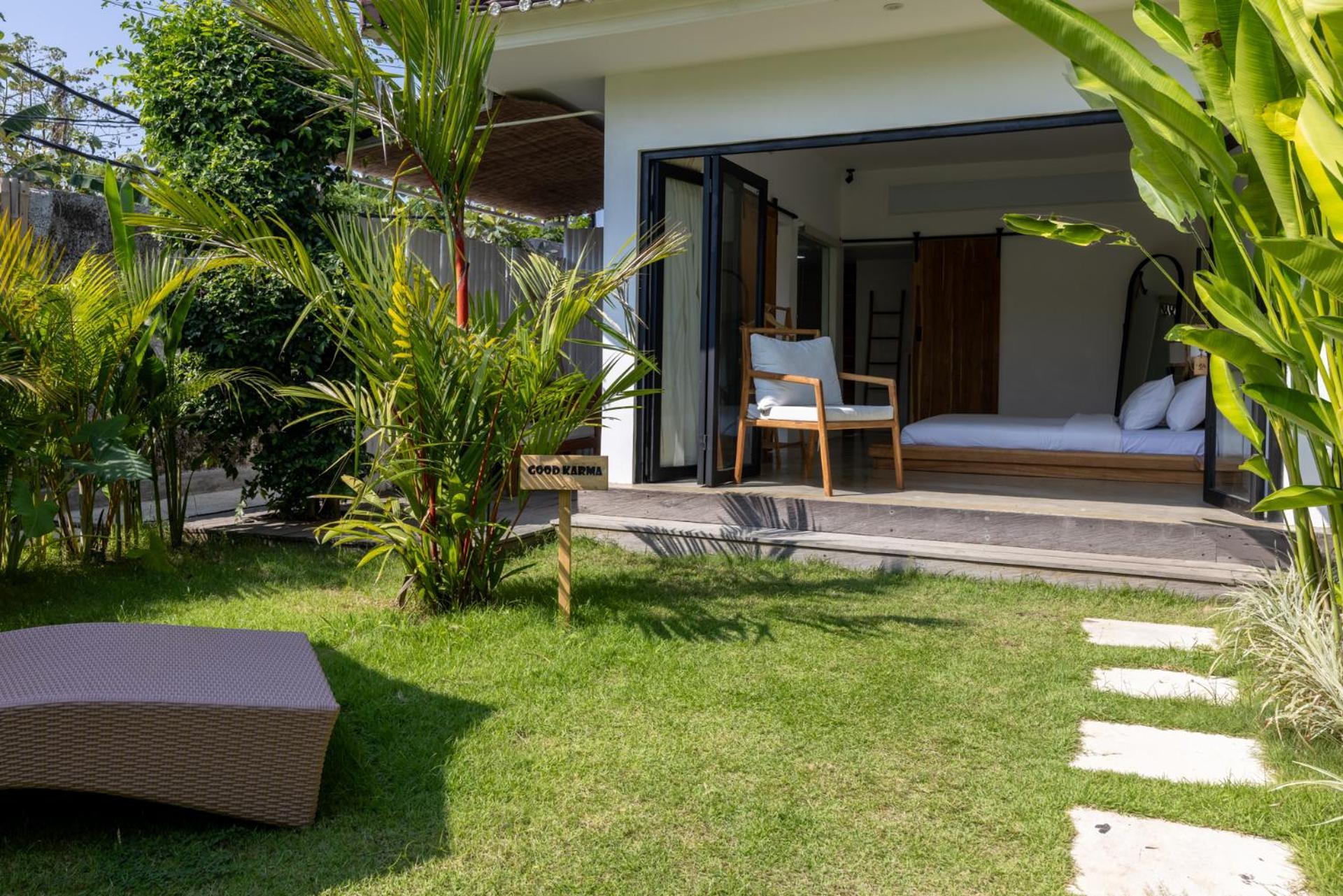 Hola Villas & Lofts Uluwatu Exterior photo