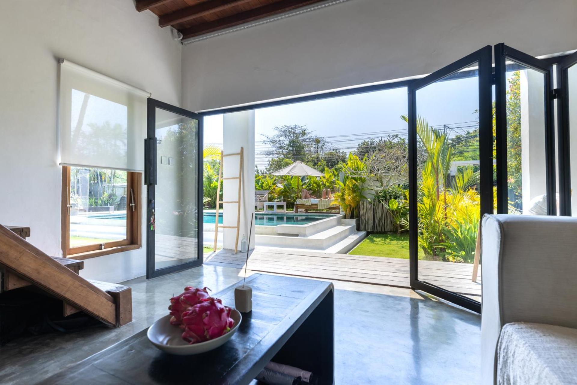 Hola Villas & Lofts Uluwatu Exterior photo