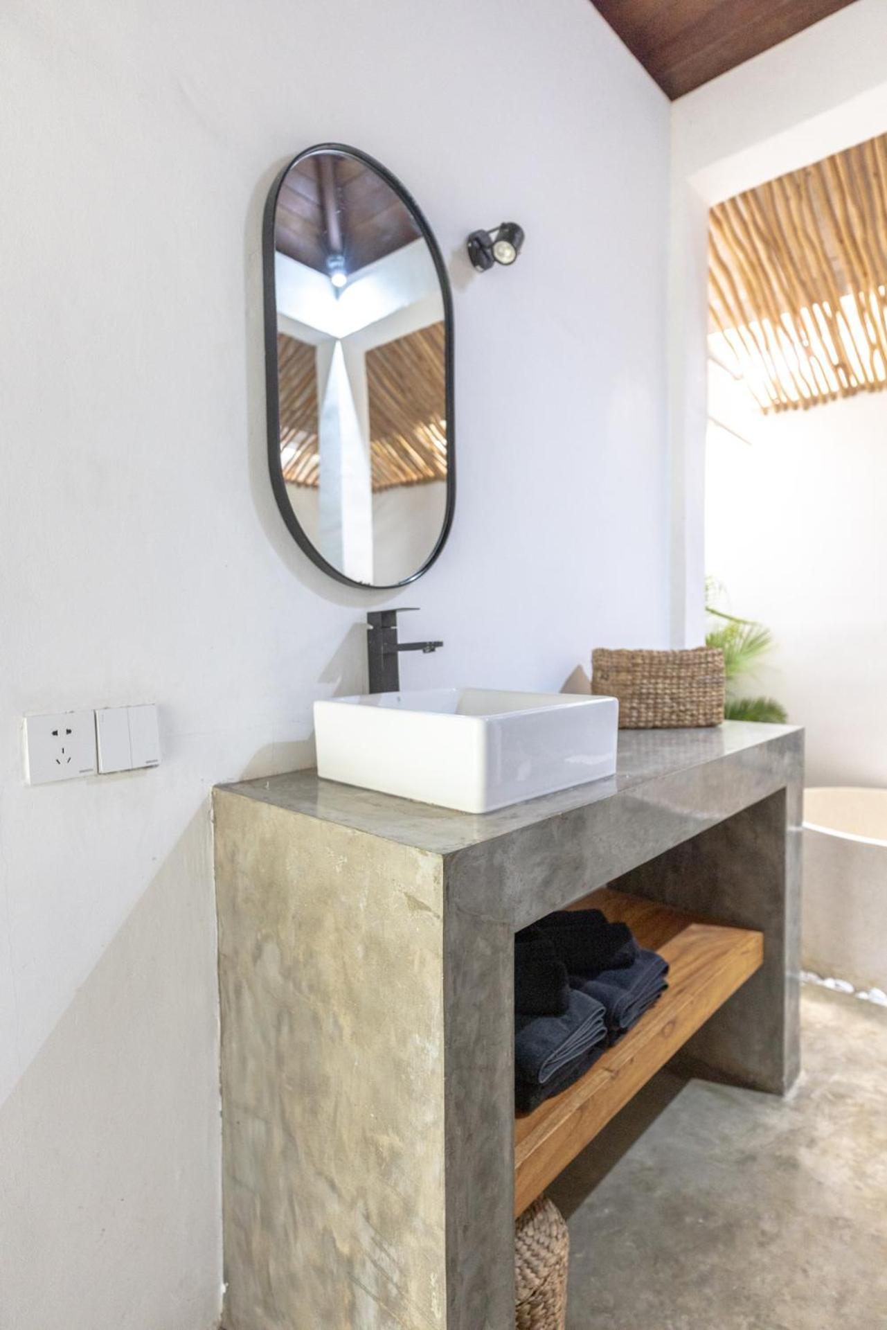 Hola Villas & Lofts Uluwatu Exterior photo