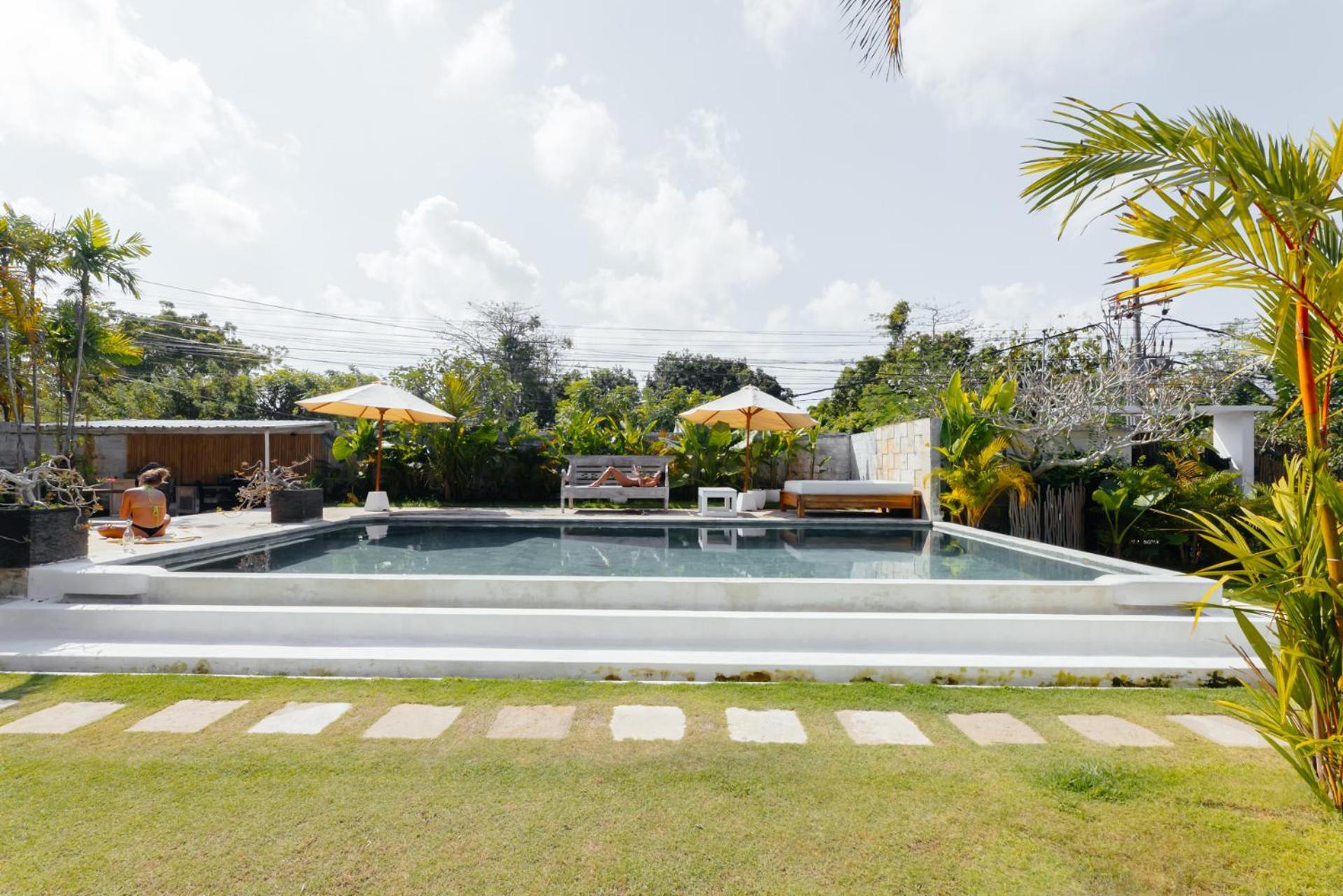 Hola Villas & Lofts Uluwatu Exterior photo